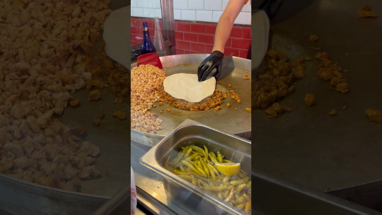 Tantuni. One of my fave Turkish street foods. #istanbul  #food #turkishfood #tourturkey