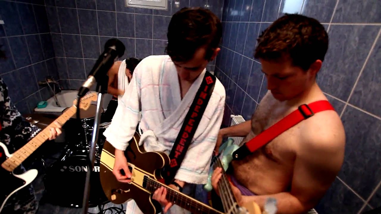 Backstage Hero - Punkistul