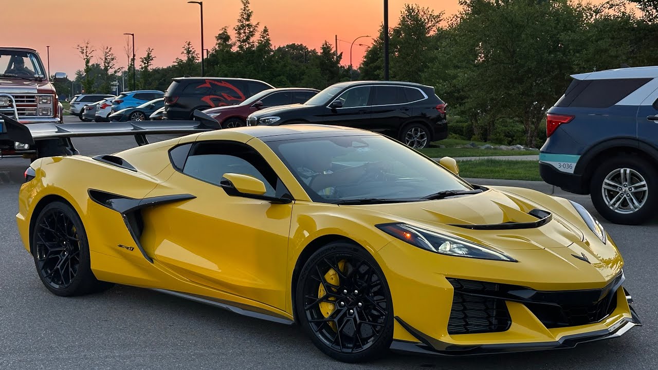 2025 Woodward Dream Cruise - FRIDAY Car Spotting - CORVETTE ZR1 Revs