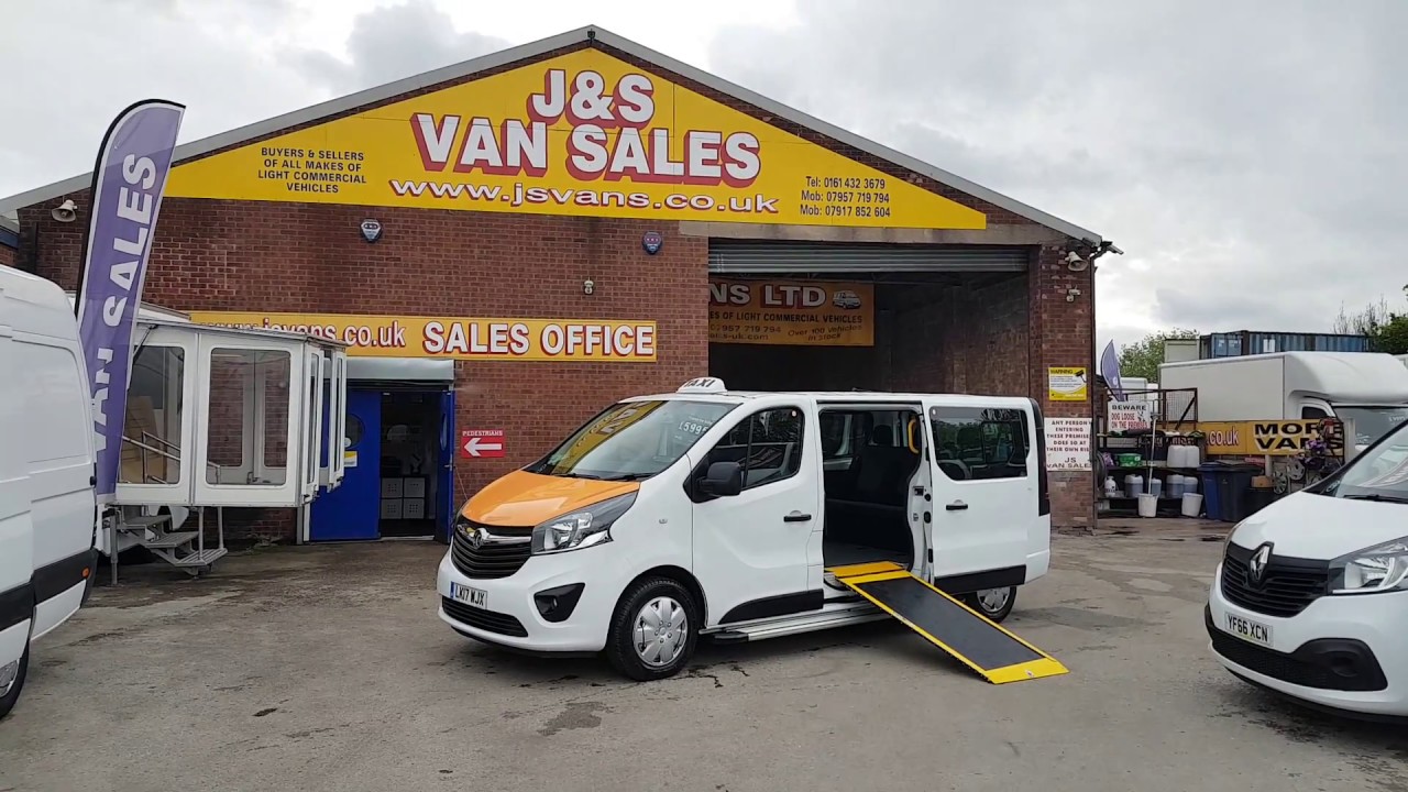 Vauxhall vivaro lwb minibus m1 taxi cab wheelchair friendly