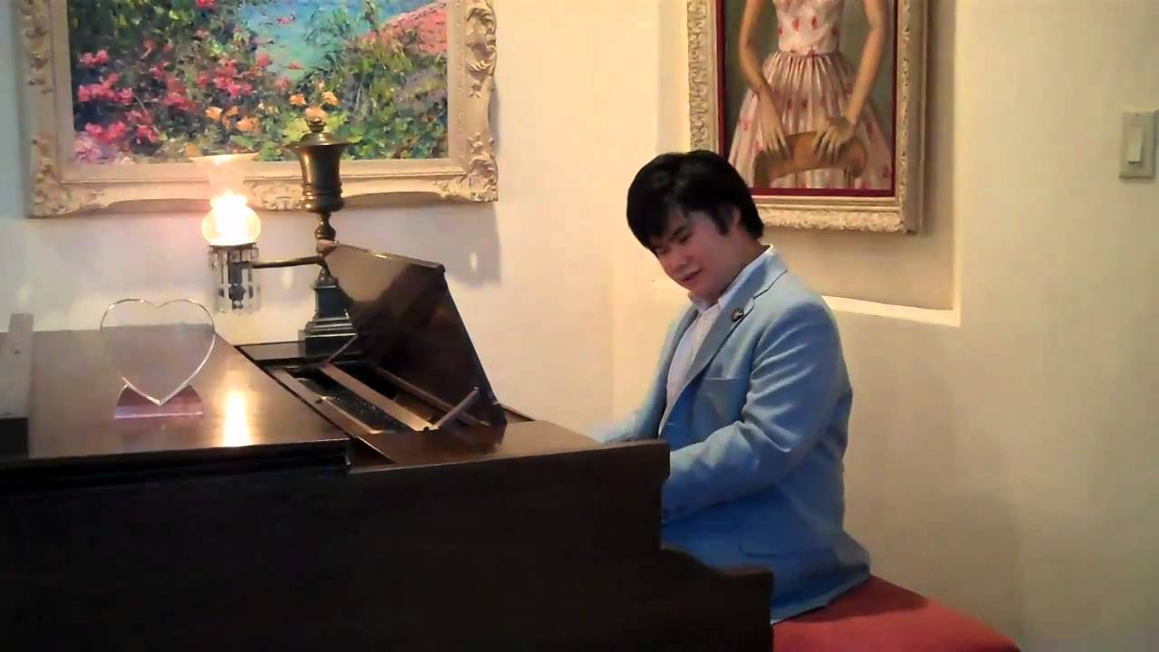 Nobuyuki Tsujii 辻井伸行 performs 