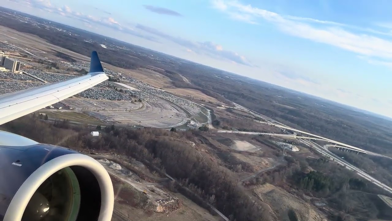 Delta A220-300 | N328DU | Pittsburgh Takeoff