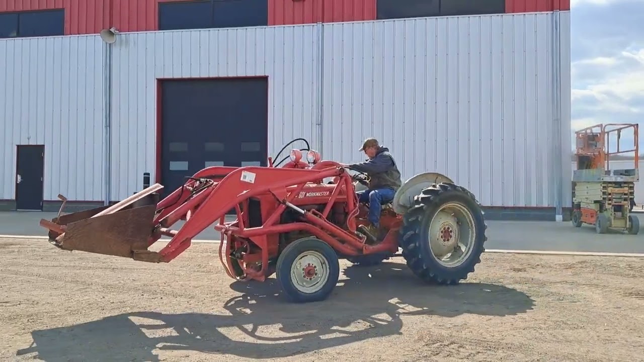 Ford 601 Workmaster Tractor Loader