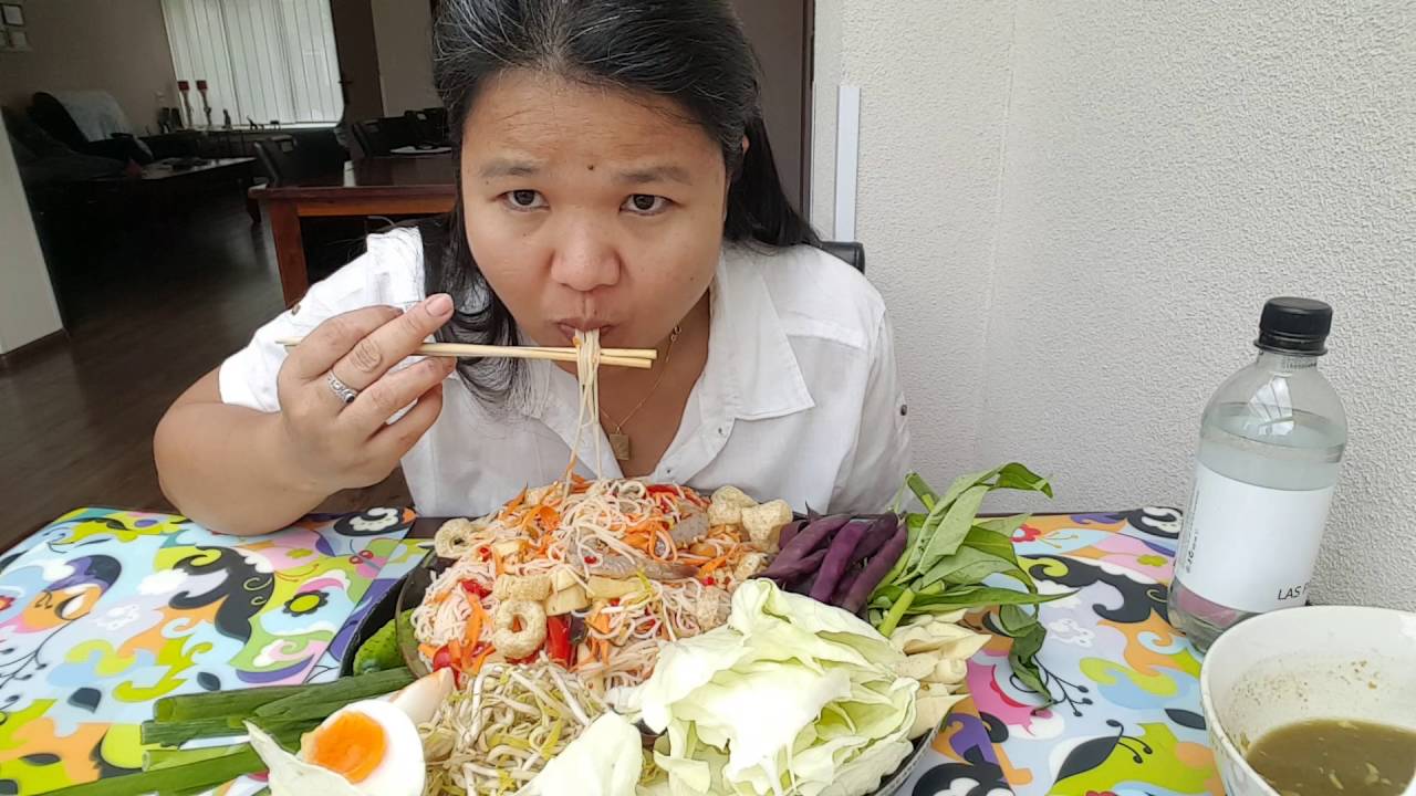 ทานตำซั่วกุ้งสดแซ่บๆผักเยอะๆ  เพจชื่อ ครัว ออลแลนด์