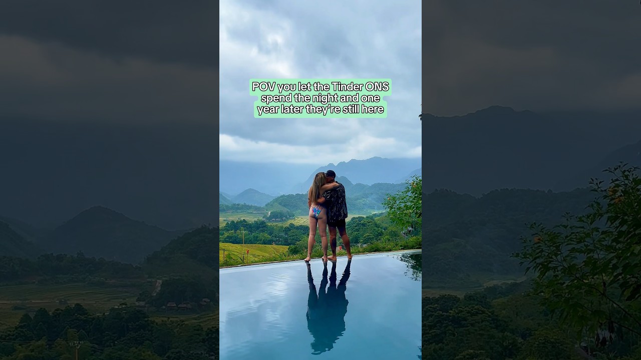 Lesbian couple on a romantic getaway #lgbtq #travel #wlw #vietnam #tinder #relationshipgoals #love