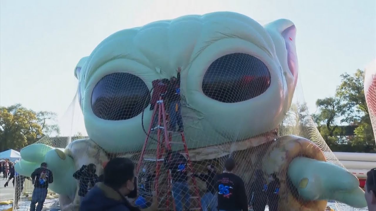 Baby Yoda, Pikachu Among New Balloons at NY’s Thanksgiving Day Parade.