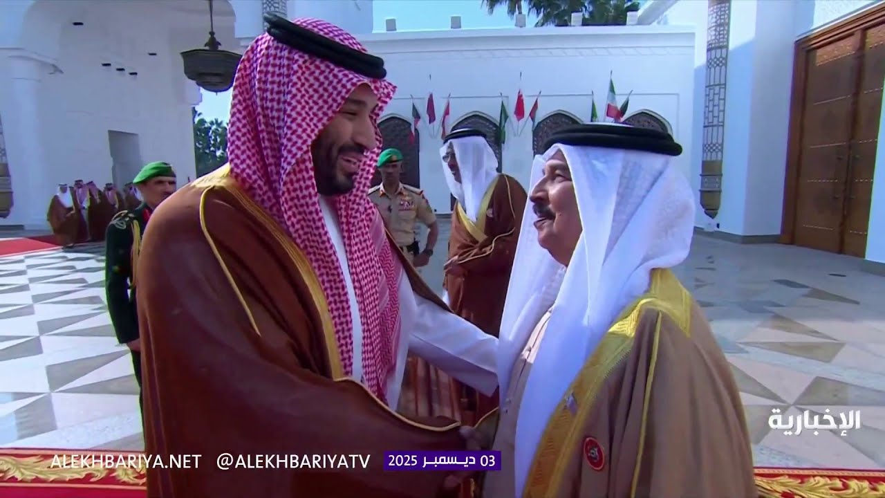 وصول ولي العهد إلى قصر الصخير في البحرين