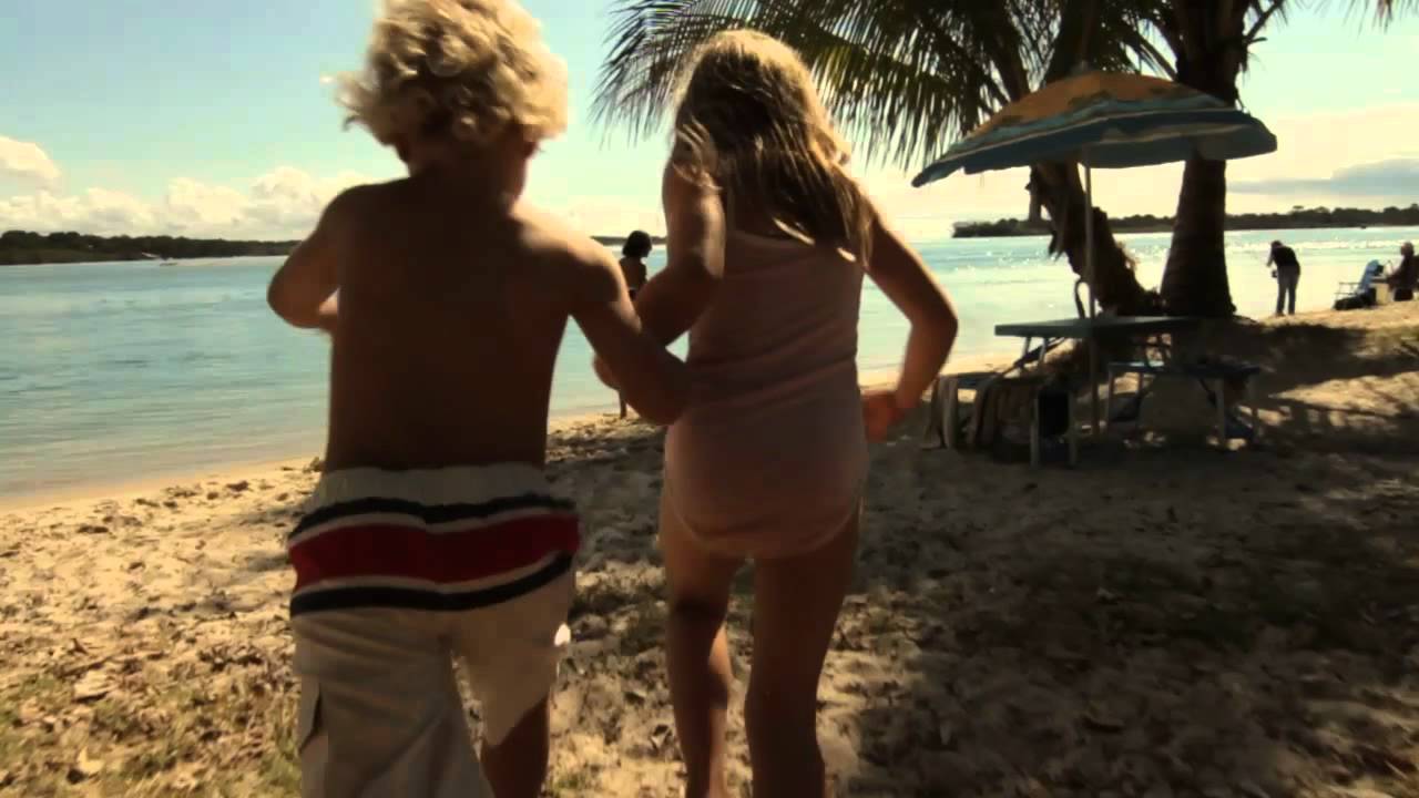 Tourism Noosa 'Family' Extended Edit