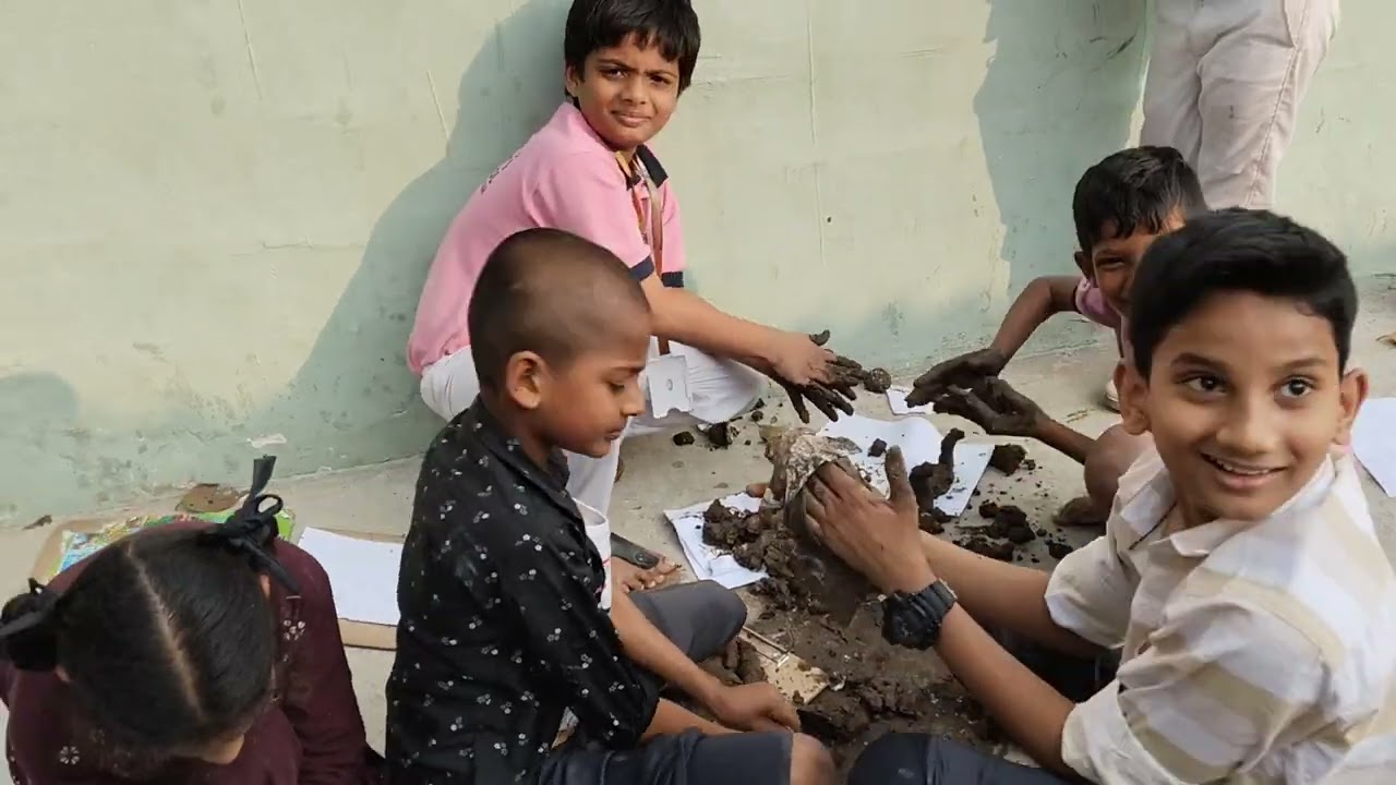 Activity with clay at school 