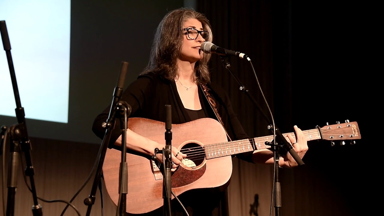 Carolann Solebello - Right Here (SERFA 2019)