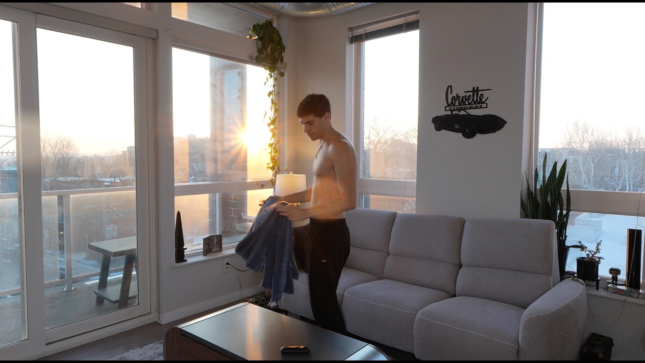 Living alone: the Good, the Bad, and the Lonely...