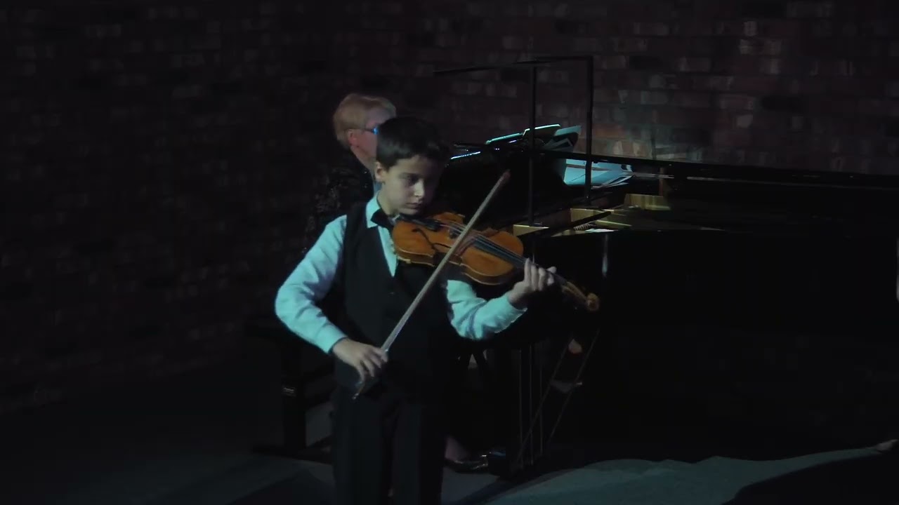 Petar Dell'Olio, Violin (9): Czardas-V. Monti