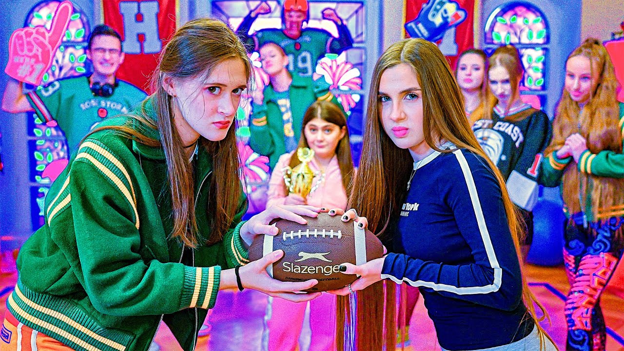 FOOTBALL BATTLE VAMPIRES AGAINST SCHOOLCHILDREN!!! Diana VS Vampires!