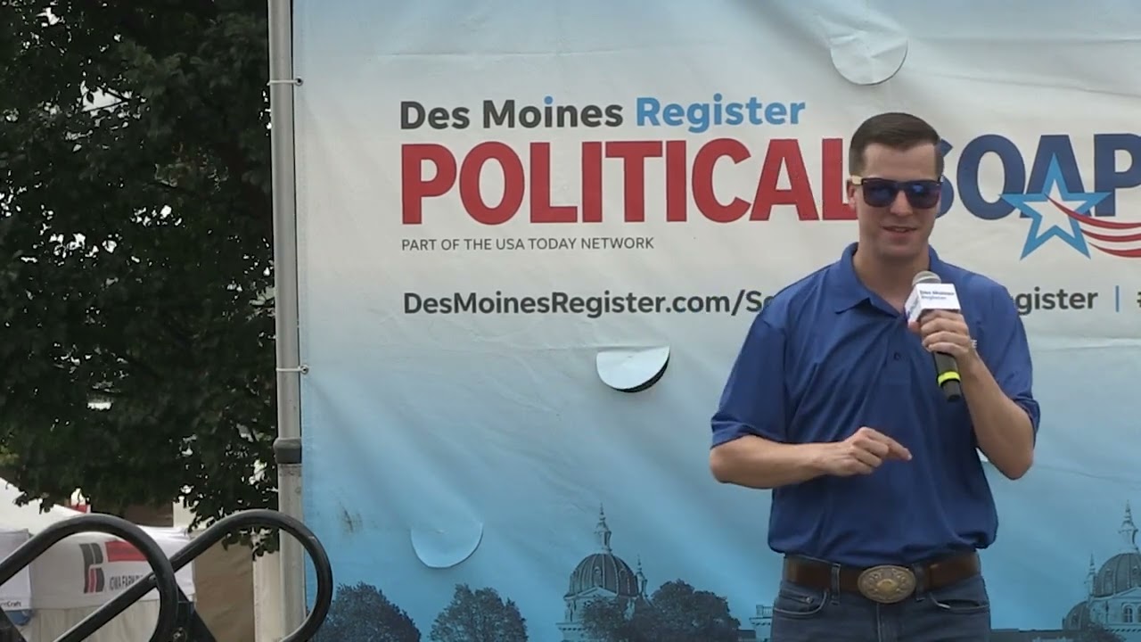 Libertarian presidential candidate Chase Oliver speaks at the Des Moines Register's Soapbox