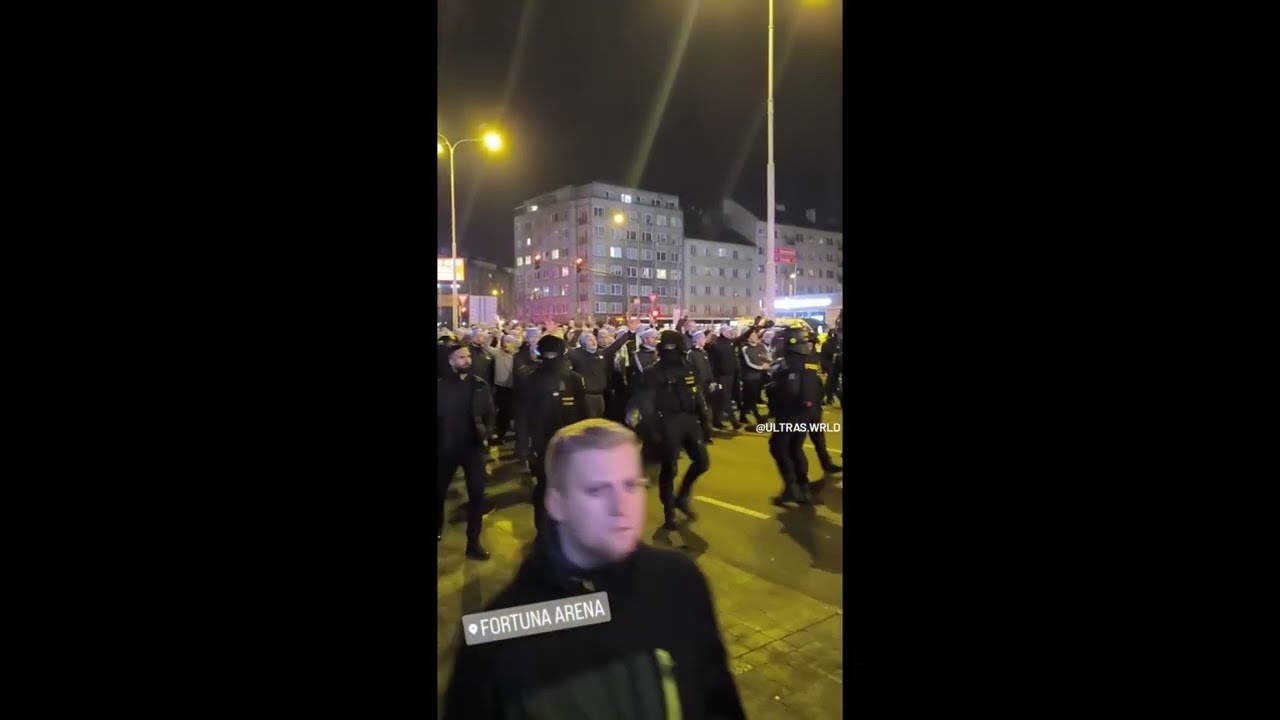 INVASION PRAG | 800 Malmö FF supportrar borta mot Slavia Prag
