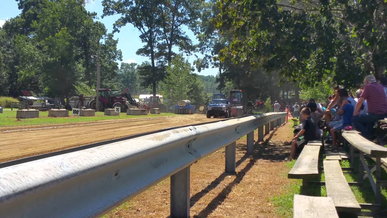 1979 Ford  truck pull Queens Annes Fair 8/13/16