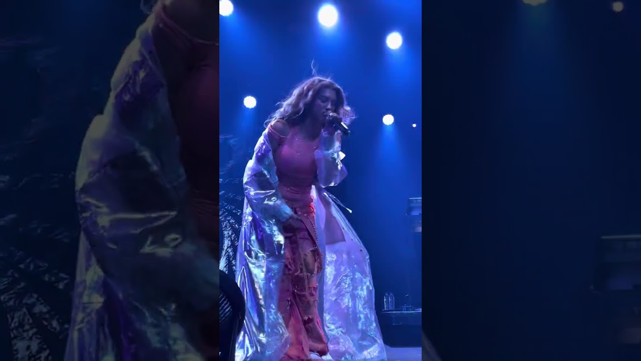 missin u - Tori Kelly Live in Taipei