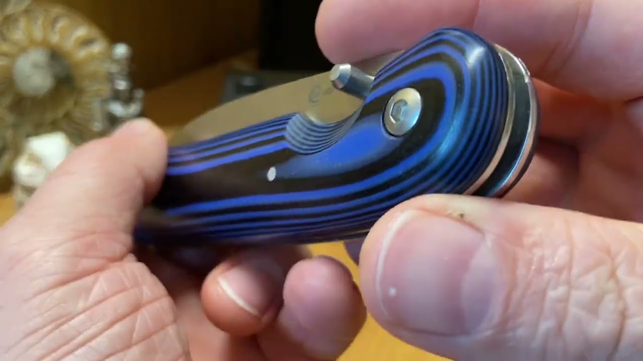 Вместо Ардонца купил нож Сёмина, выставка Клинок на Неве