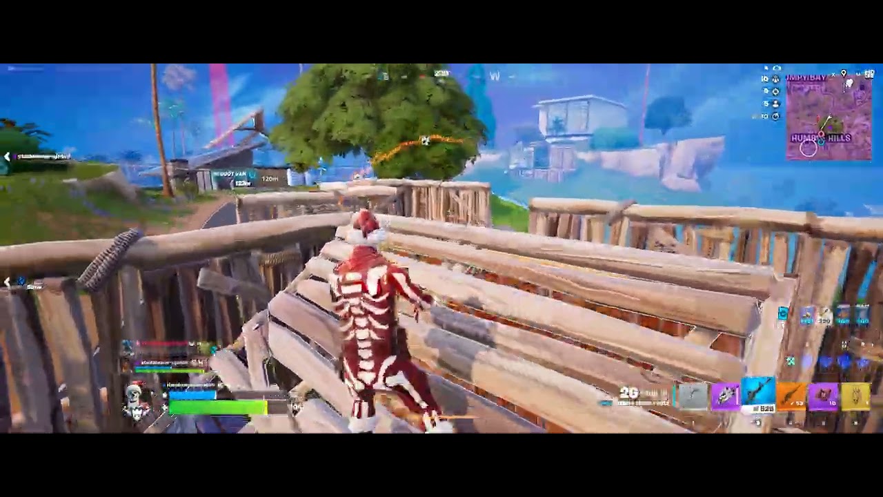 Split Up and Distract 👑 When Needed #fortnitestrategy