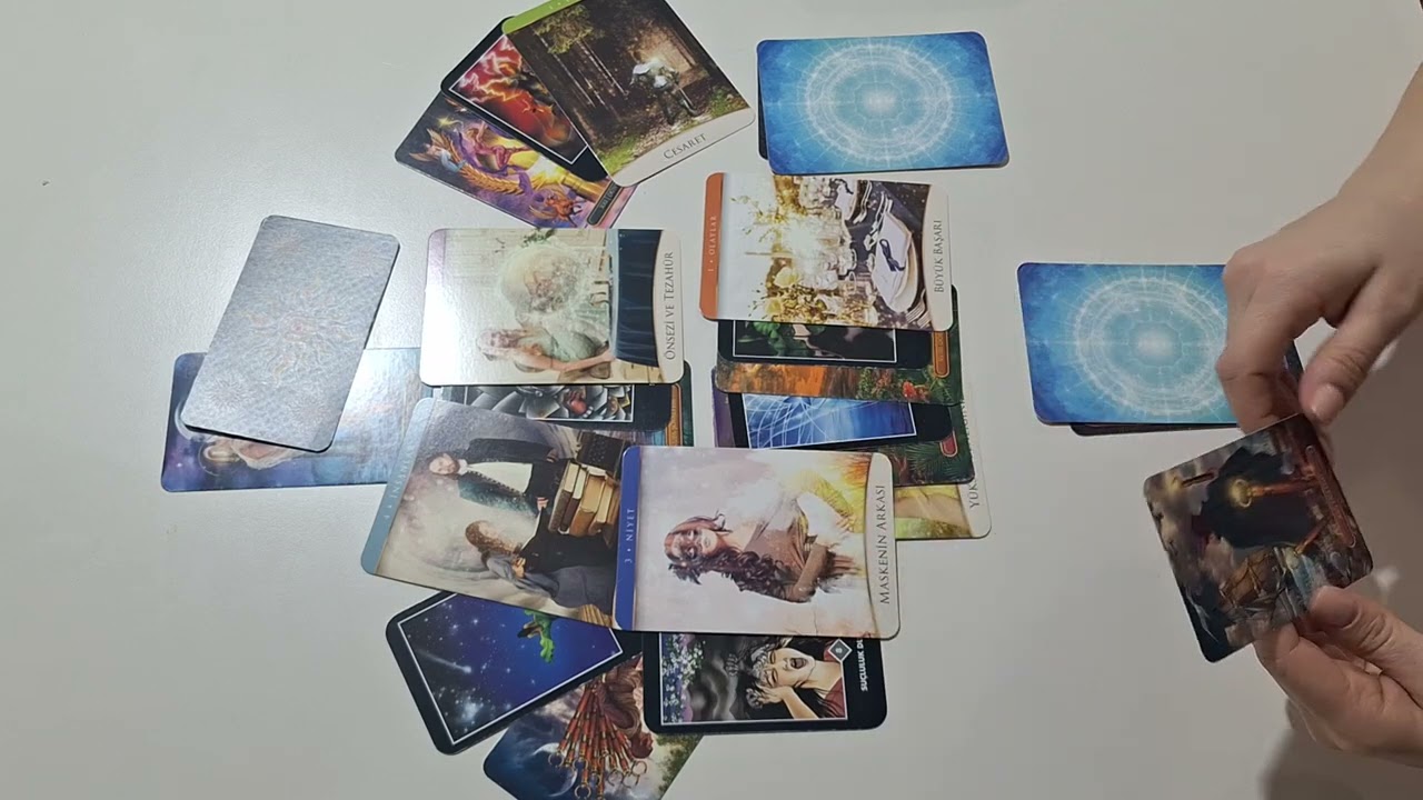 Azizenin Sirri Tarot 🪄🔮 Hayatiniz degisiyor...