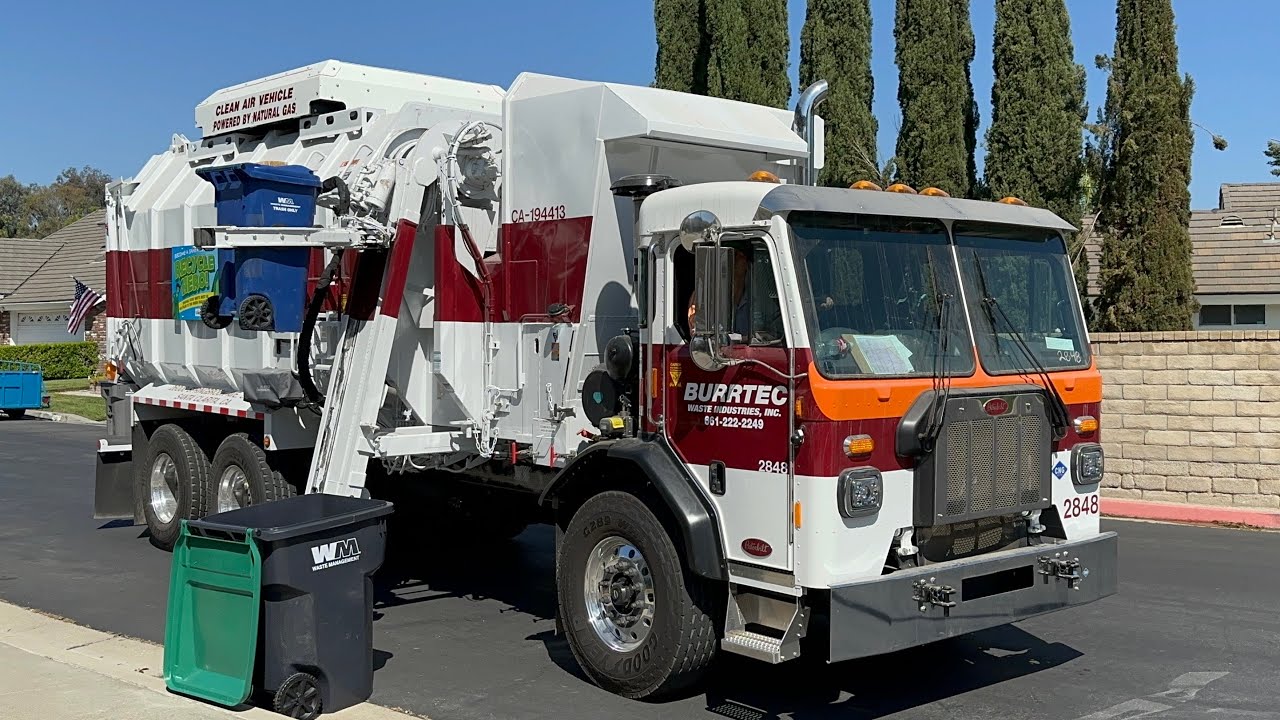 Garbage Trucks of Santa Clarita