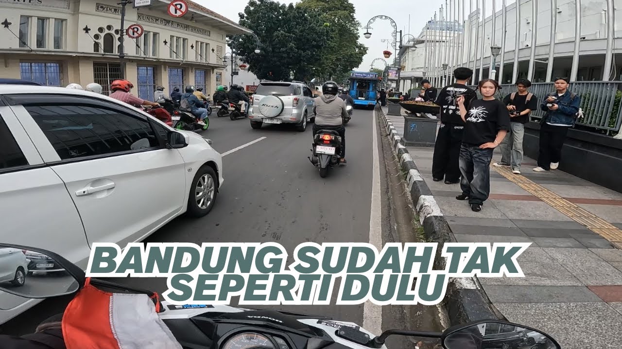 Motoran ke Braga - Bip - Asia Afrika 2026 Kota Bandung Sudah Sangat Padat