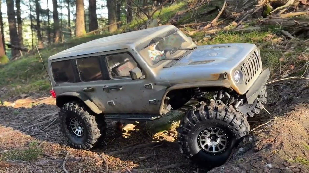 Off-road session - 1/6 Jeep SCX6 