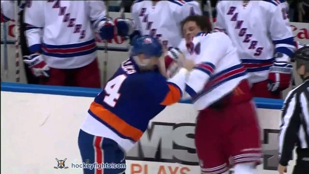 Derek Boogaard vs Trevor Gillies Dec 2, 2010