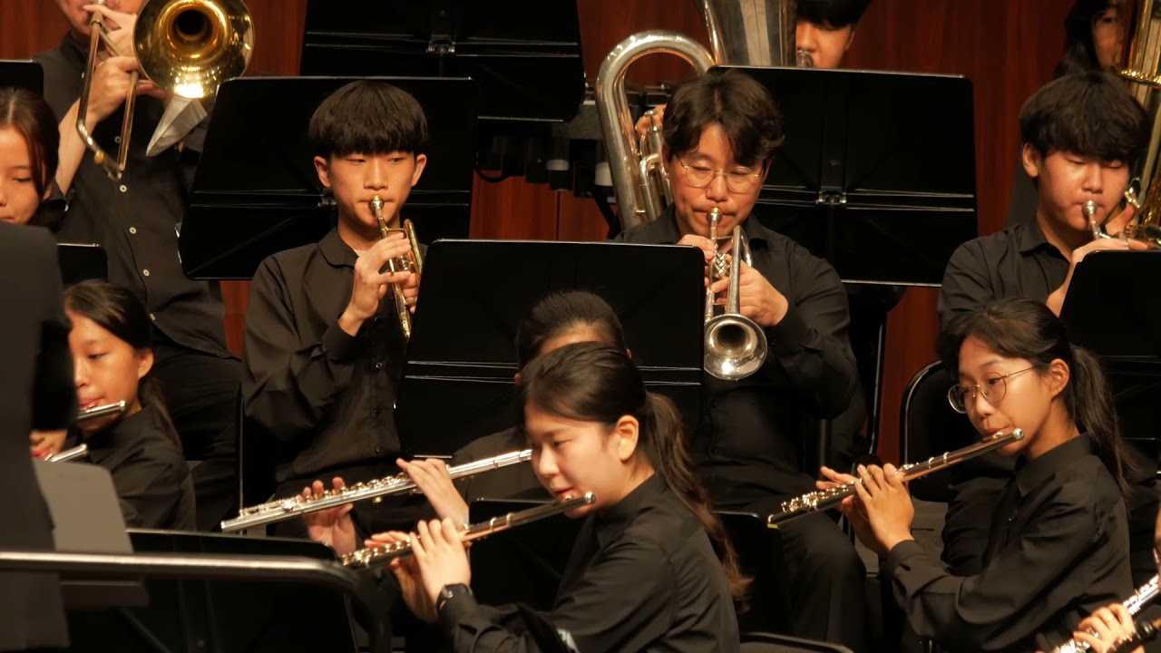 Into the Storm 폭풍 속으로(Robert W. Smith) 율챔버오케스트라