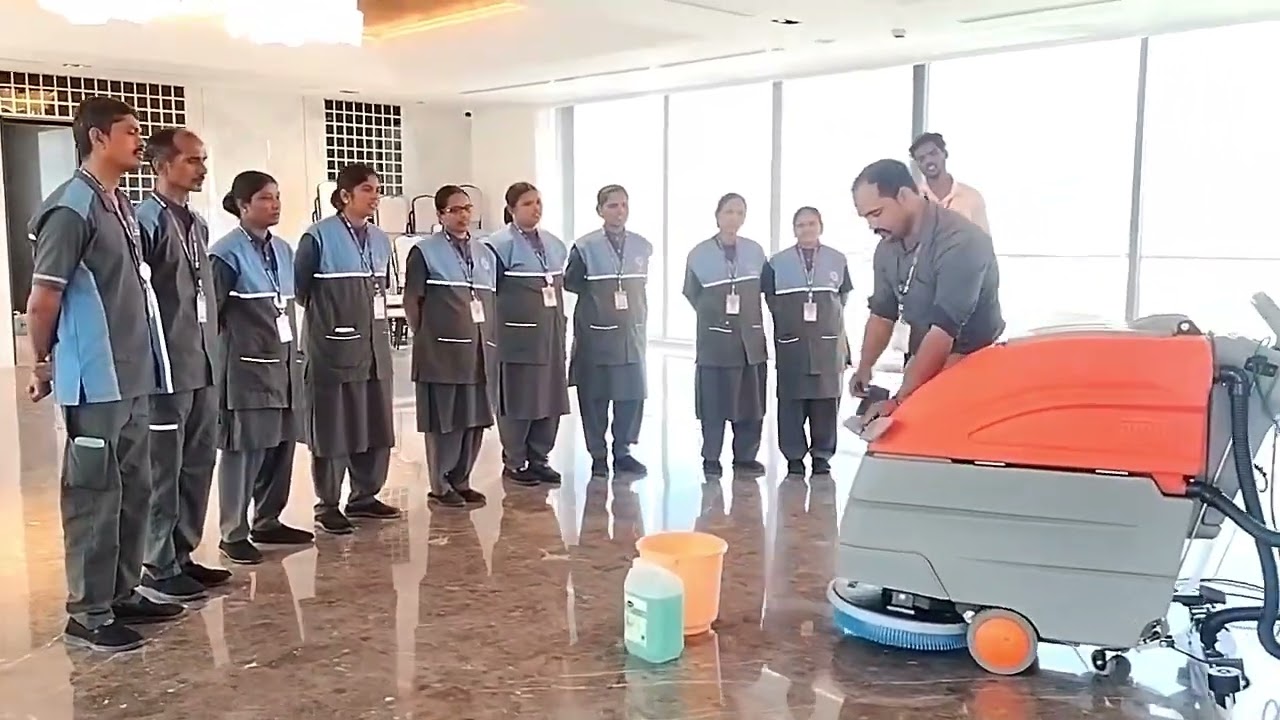 Roots SD 430 Auto Scrubber Machine Training | Q&A Staff Skills Test.