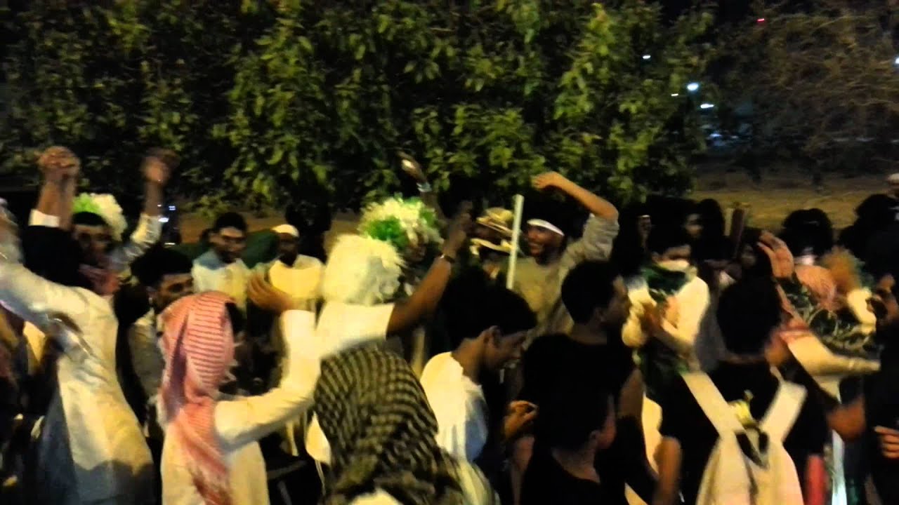 رقص اليوم الوطني 82 واجهة الدمام ياطائرة ياهلوكبتر