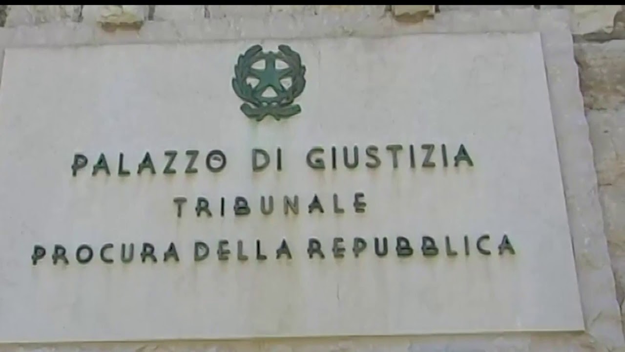 Processi truccati, in manette due pm: pilotavano le indagini con l'aiuto di avvocati e poliziotti