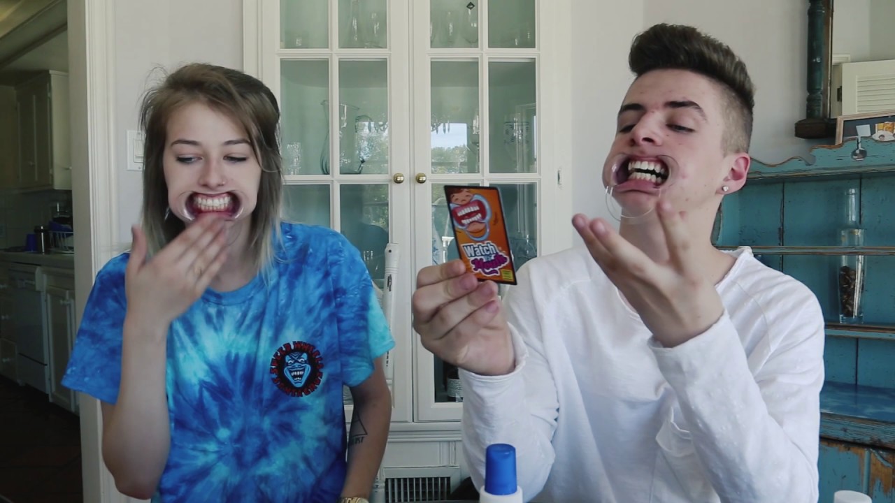 OPEN MOUTH CHALLENGE!! FT. BruhItsZach | Maddie Welborn