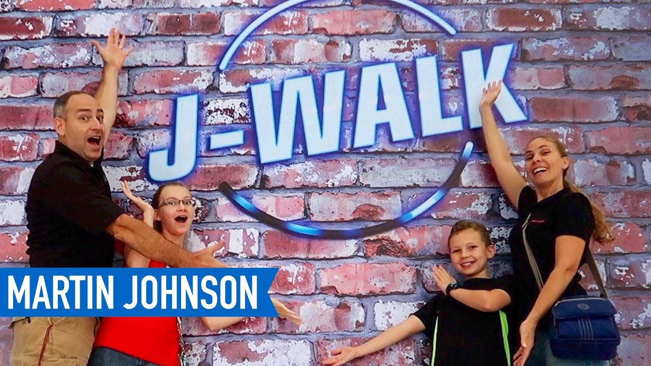 Shopping at J-Walk Mall in Yogyakarta | Shopping in Indonesia