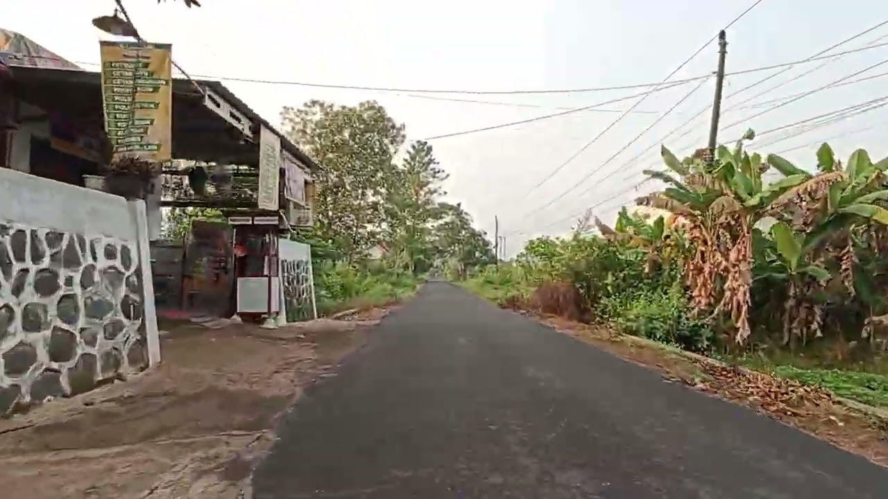 Gowes masuk ke perkampungan