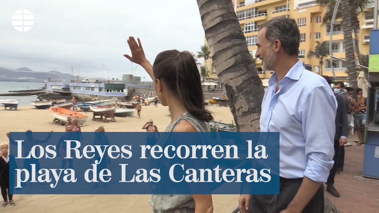 Los Reyes recorren la playa de Las Canteras