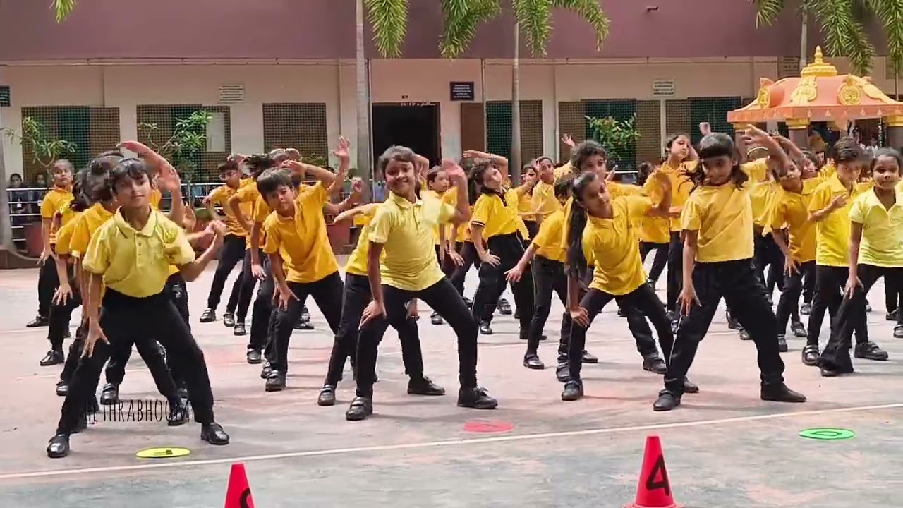 Aerobic Dance By Bhavan's Vidya Mandir Girinagar Kochi Kerala!❤️✨💃Ammukutty's Dance😍😍❤️❤️