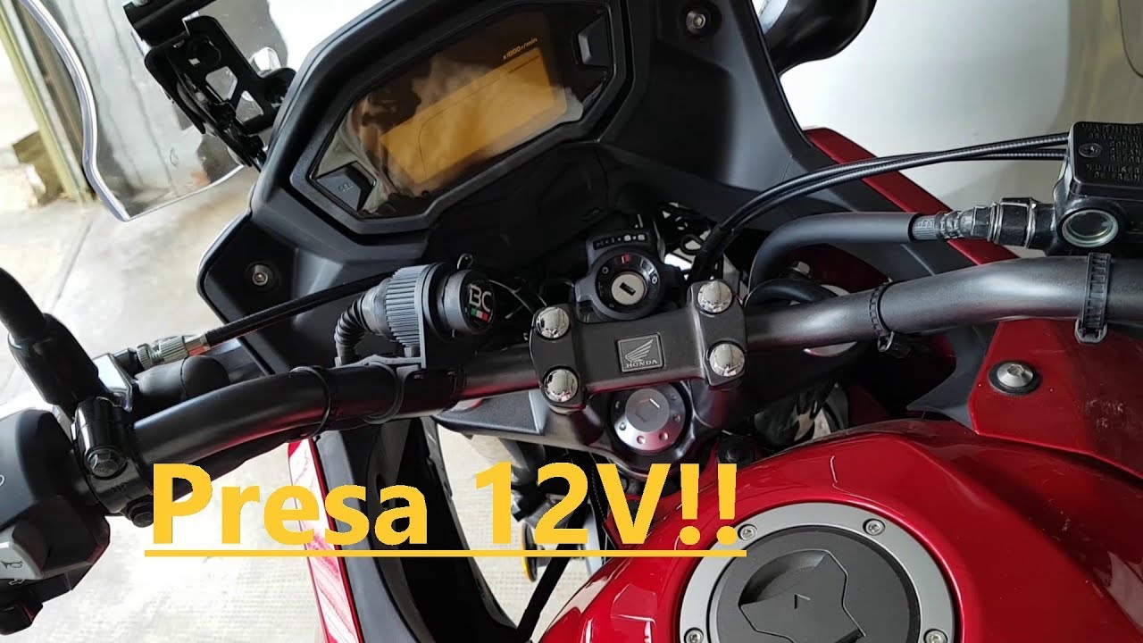 Installazione presa 12v su Honda CB500x