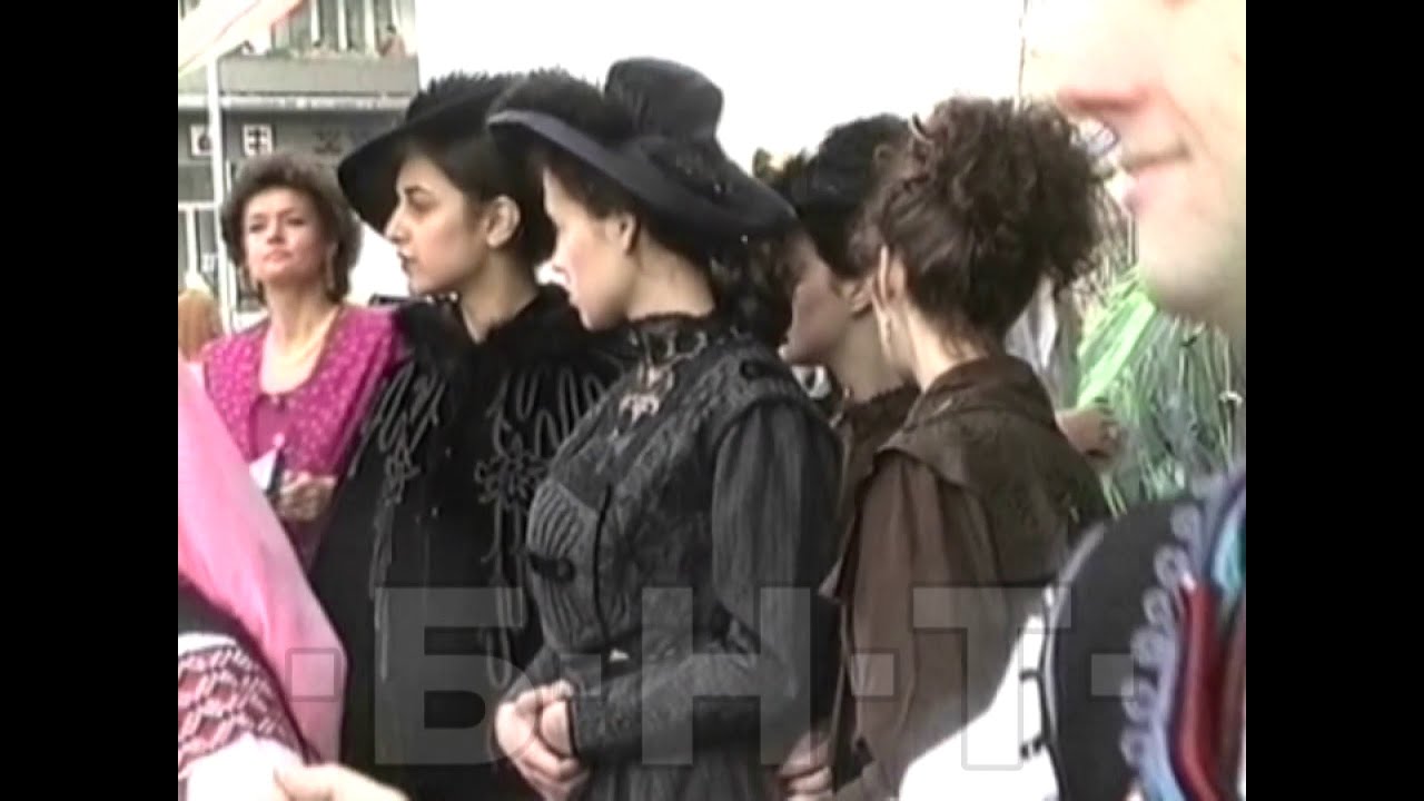 МЕЖДУНАРОДНО БИЕНАЛЕ НА ХУМОРА И САТИРАТА В ГАБРОВО (1995)