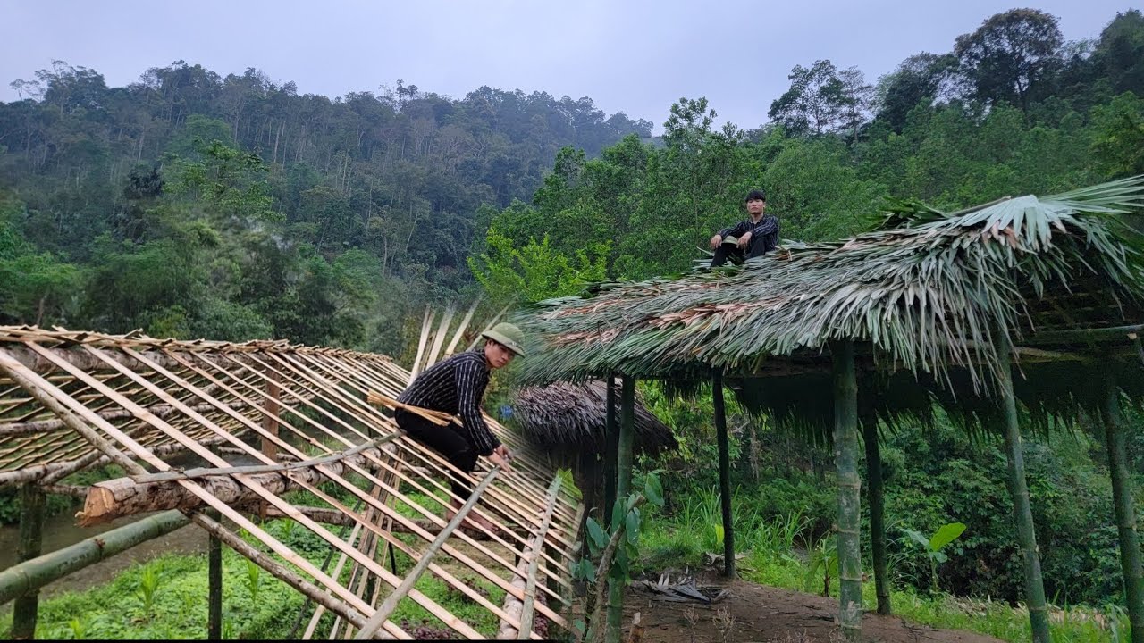 Continue Rebuilding houses with bamboo, living with nature / natural life