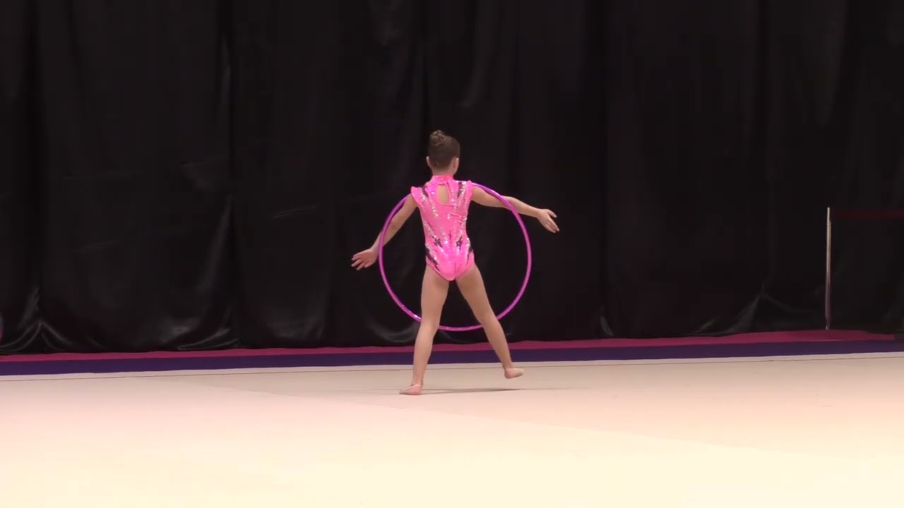 Жиліна Мілана 2020 обруч