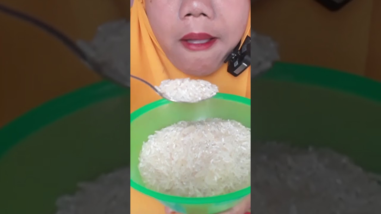 DYMA |ASMR RAW RICE EATING |Makan Beras Mentah| asmrrawriceeating| asmrsounds | Basmatirice| Rawrice