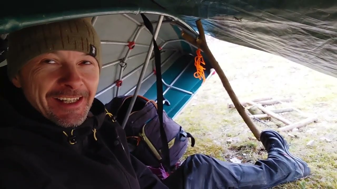 Canoe Shelter Sinn und Zweck #canoecamping #bushcraft #canoeing 