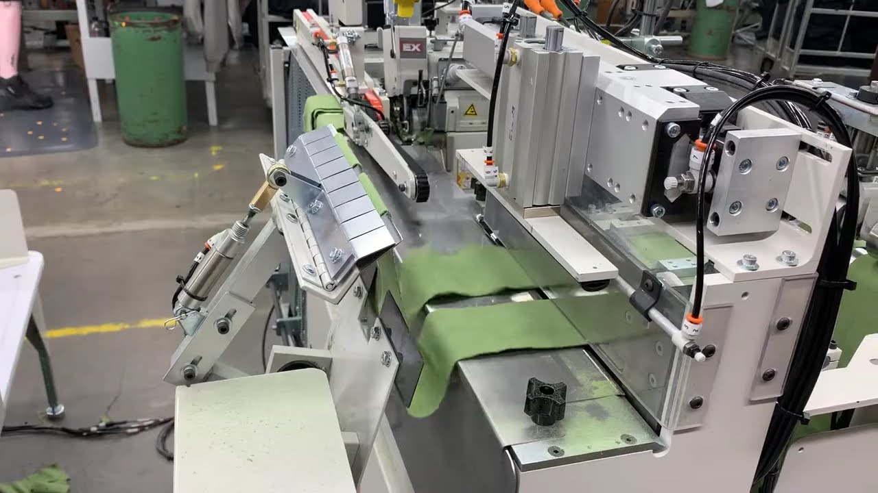Model 1996Automatic Collar and Waistband Workstation