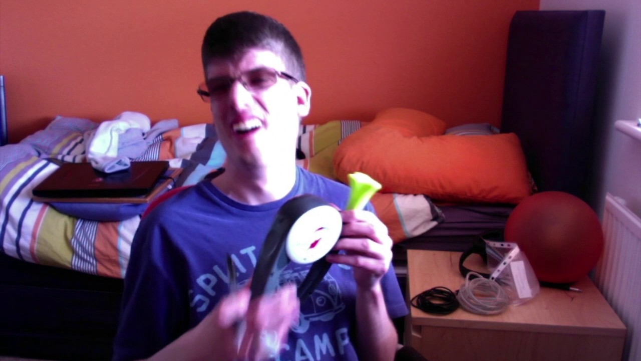 French Bop It Refresh and Comparison Against German Version