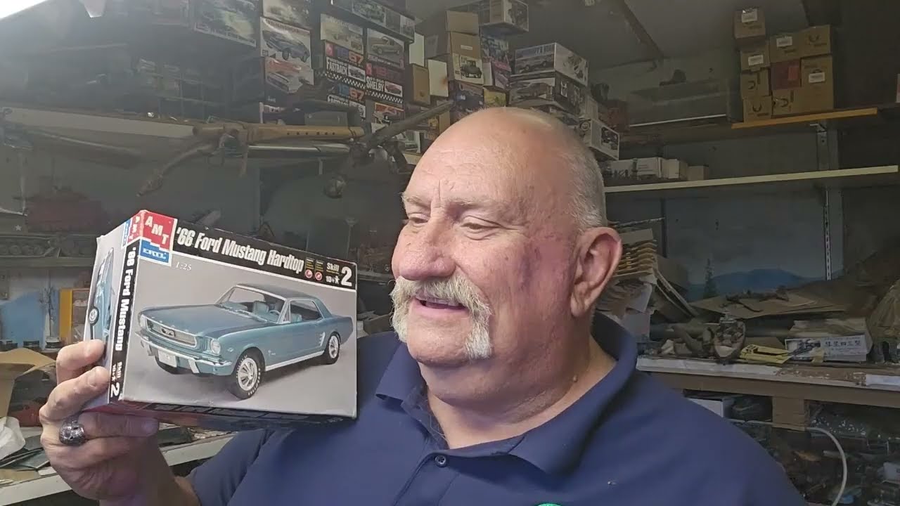 Восстановление модели Mustang 66 от AMT в масштабе 1/25.