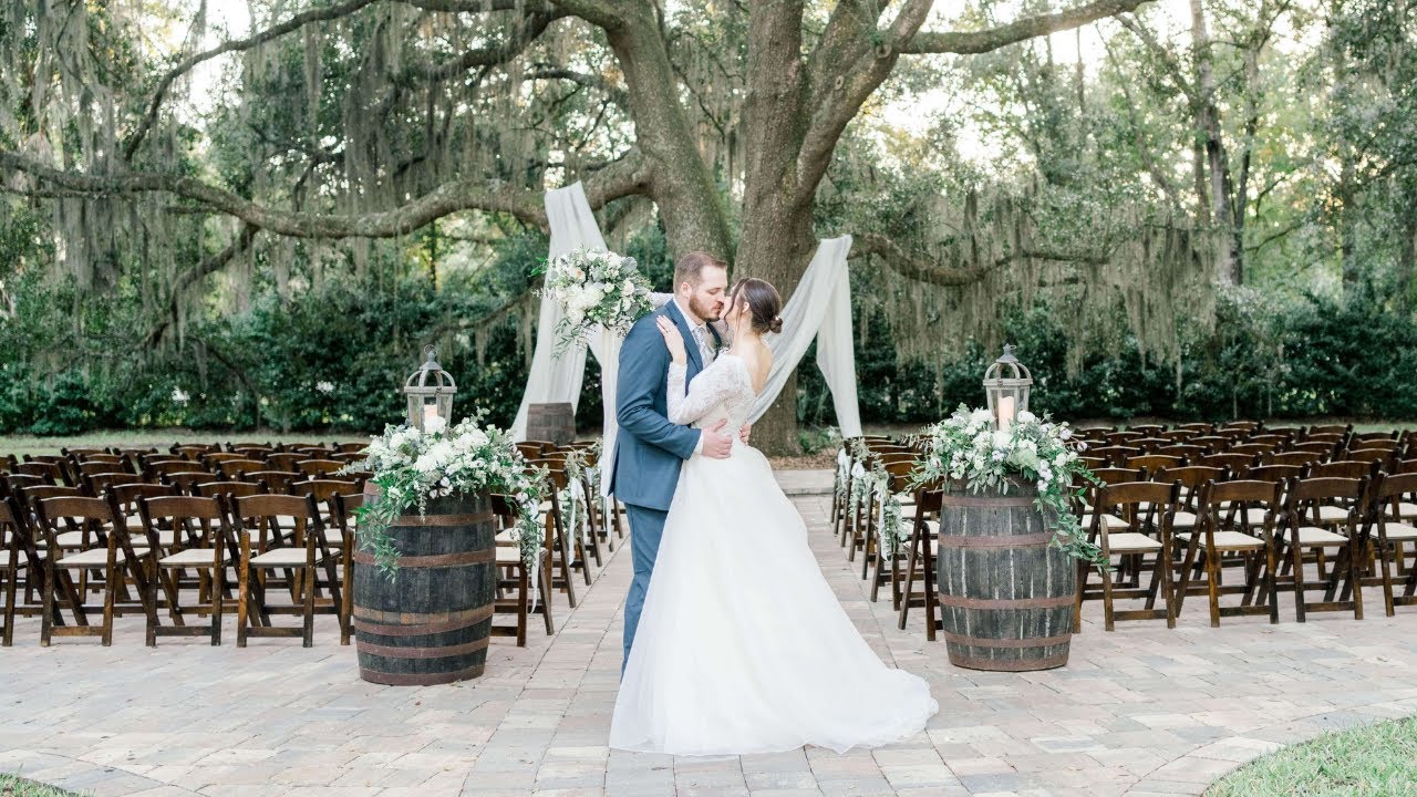 Emotional Jacksonville Wedding | Bowing Oaks Plantation | First Look Will Make You Cry