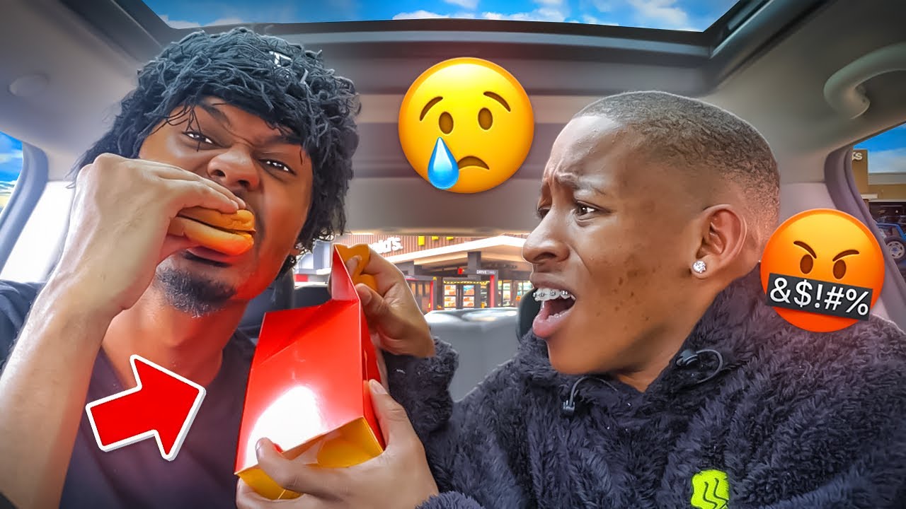 SAYING I'M “NOT HUNGRY” AND THEN EATING @zillewizzy FOOD!! **HE GETS MAD**