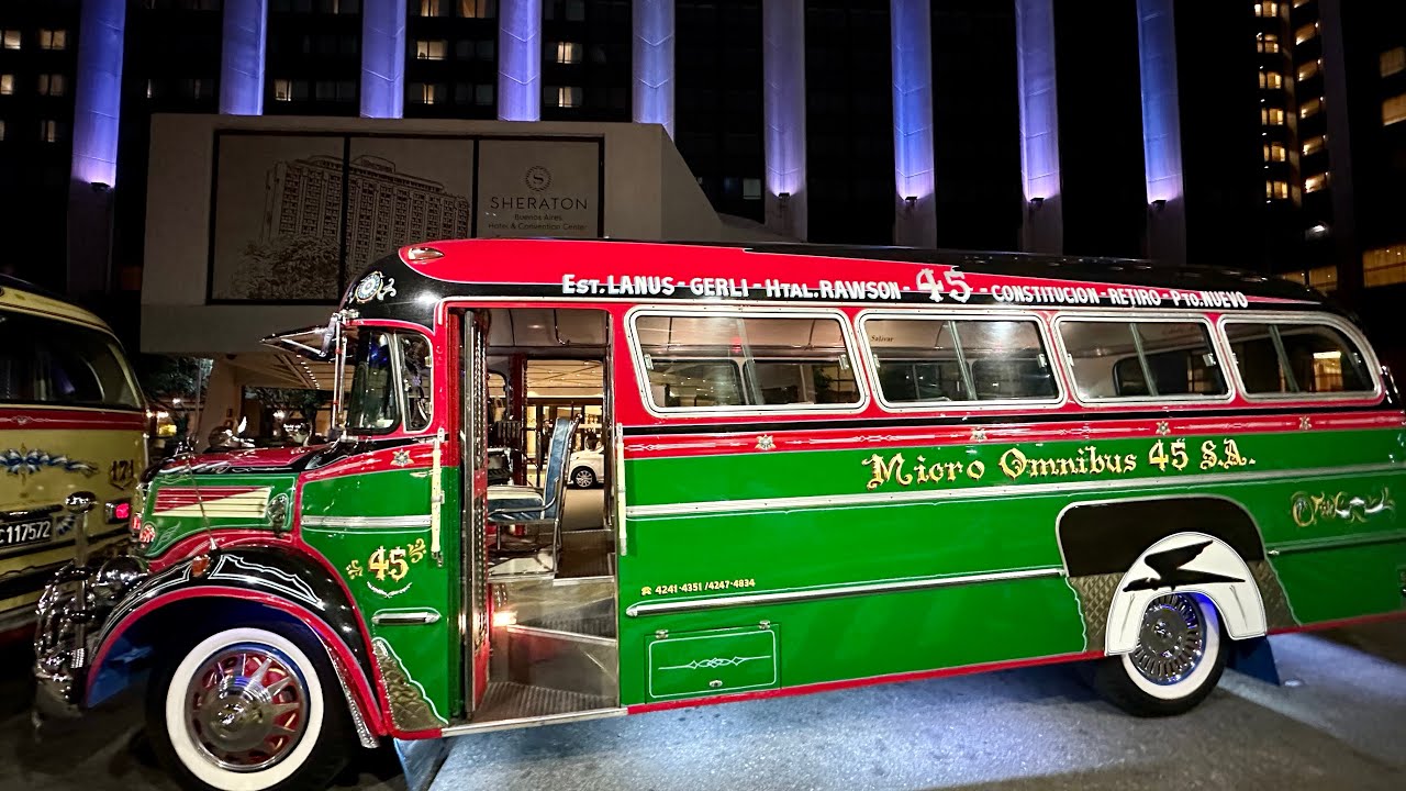 Mercedes-Benz O319 Panorama Bus