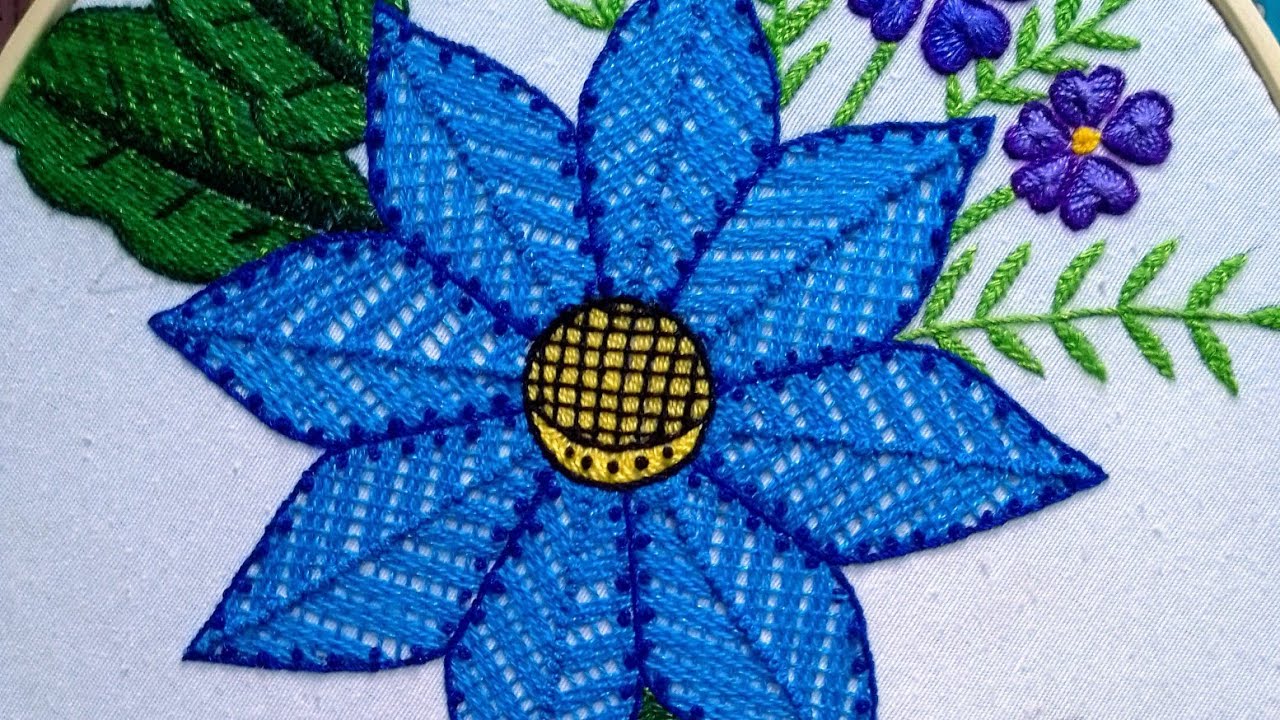Hermosa puntada fantasía para bordar flores grandes 🌺🌿🌱🍃💙💙💙 te encantará !!!!!